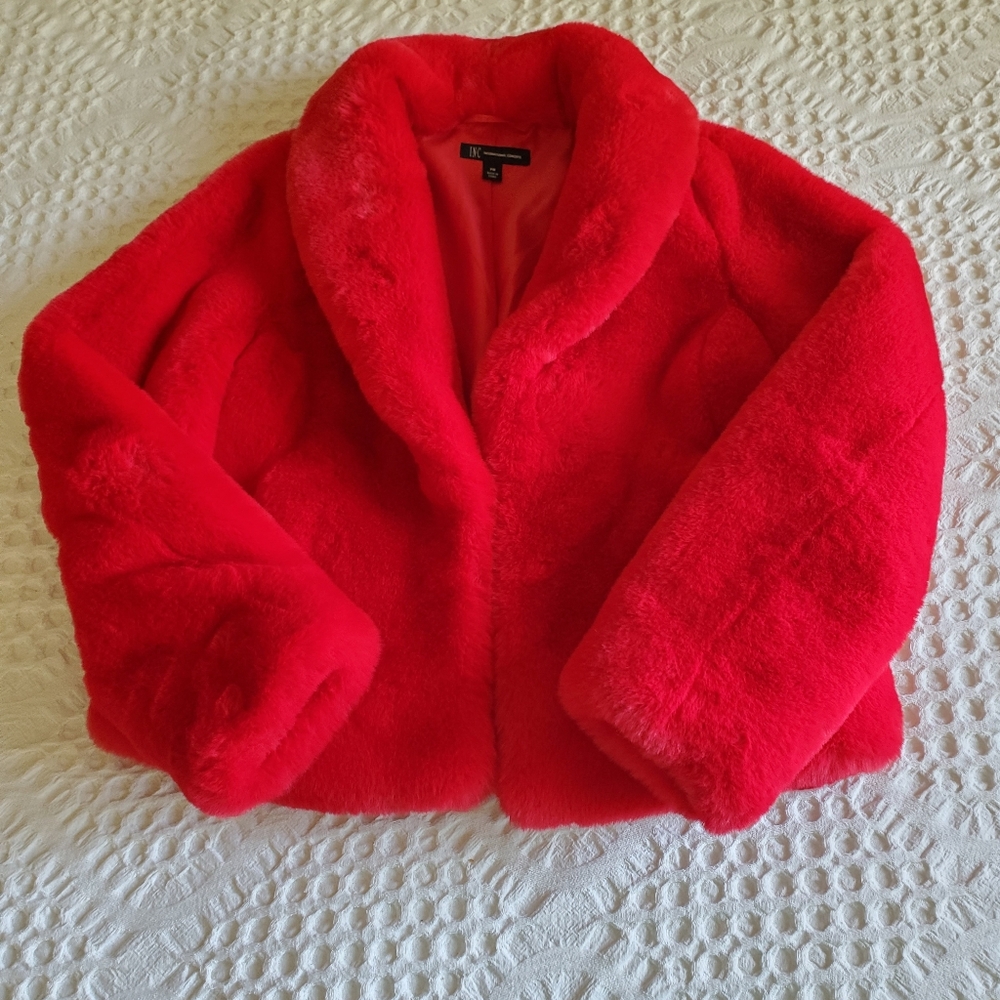 Red faux fur cropped jacket INC